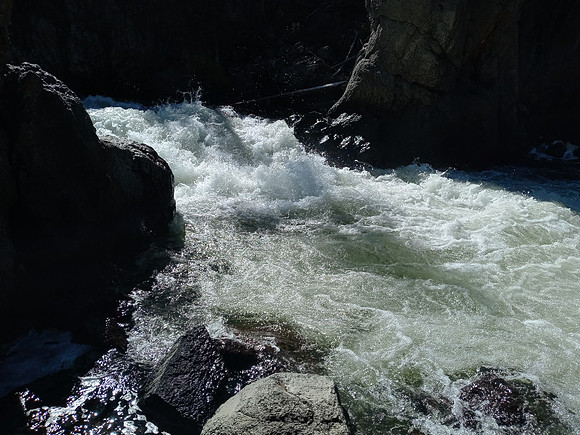 0925231338a_HDR