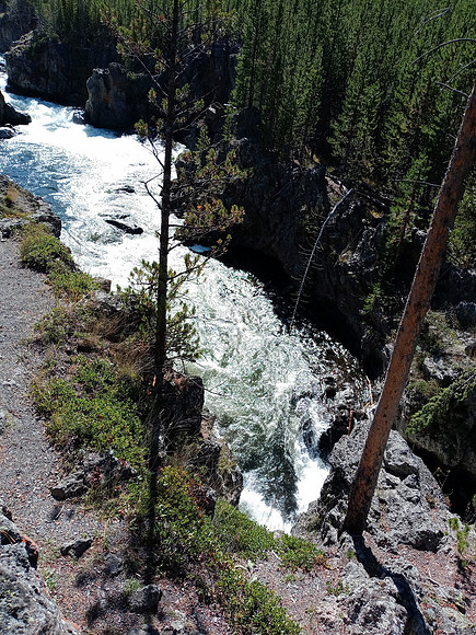 0925231330_HDR
