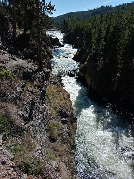 0925231328e_HDR