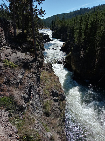 0925231328d_HDR