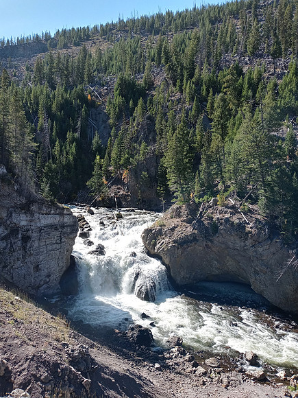 0925231311c_HDR