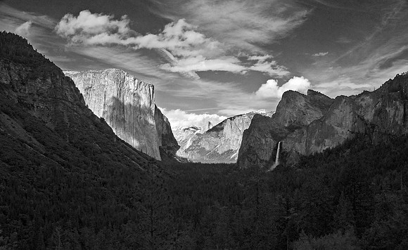 _DSC3876 bw v2